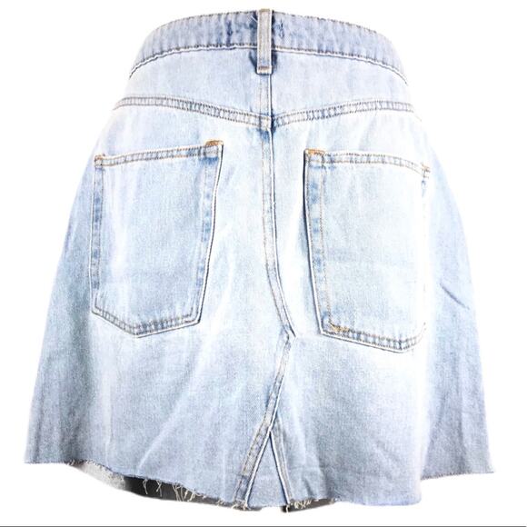 NWOT H&M Button fly, Raw-edge, Short Denim Skirt Sz 14 - Picture 5 of 11